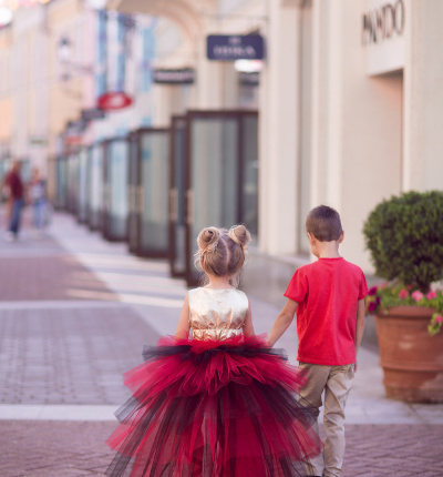 Tulle skirt with removable train Red Black